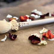 Trommel-Stock aus Holunder mit Lederklöppel & Lederfransen