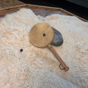 Klong Klong – Traditionelle asiatische Schnur-Trommel