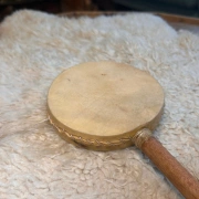 Klong Klong – Traditionelle asiatische Schnur-Trommel