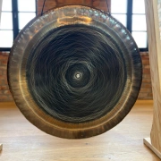 Gong im ø 82 cm | Design Nada Brahma | vom Klangschmied Rémi Bonneau