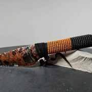 Rot Schwarz Obsidianmesser mit Perlen | Handgefertigtes Unikat