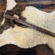 Gebetsflöte in G - 440Hz | Curly Walnuss  | Meisterstück von Miguel Medina