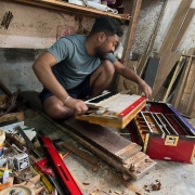 RADHA Shruti Box | 2. Oktaven | Tonumfang C2–B3 | in 440 oder 432 Hz