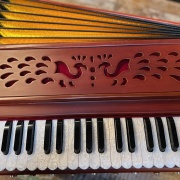 "Radha" Harmonium mit 3¼ Oktaven | Zedernholz Edition | 440 Hz