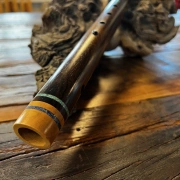 Gebetsflöte in F | Einhorn Windblock | Walnuss Holz | von Miguel Medina