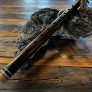 Gebetsflöte in F | Einhorn Windblock | Walnuss Holz | von Miguel Medina