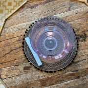 Alchemie Kristallklangschale C3 in 432 Hz | in der Farbei eines feinen Magentas