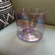 Alchemie Kristallklangschale C3 in 432 Hz | in der Farbei eines feinen Magentas