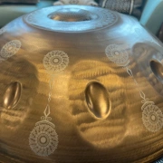 Handpan Chirp | D Amara | 10 Klangfelder – inkl. Rucksacktasche