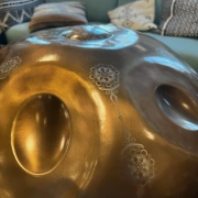 Handpan Chirp | D Ashakiran | 9 Klangfelder – inkl. Rucksacktasche