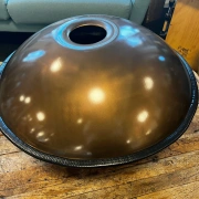 Handpan Chirp | D Ashakiran | 9 Klangfelder – inkl. Rucksacktasche