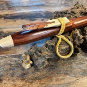 Gebetsflöte in E♭-Moll | Feder Windblock | Padouk | Miguel Medina