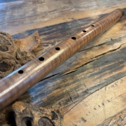 Gebetsflöte in D-Moll | Buckelwal Windblock | Walnuss | Miguel Medina