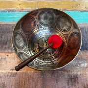 Klangschale mit Yin Yang Baum  | ø 30 cm | Ton ~ E2 | Sonnenton (256 Hz)