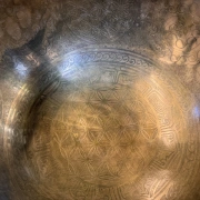 Klangschale mit Blume des Lebens  | ø 26 cm | Ton ~ G2 | Mondton (95,96 Hz)