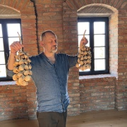 Pangi Nussschalen Rassel | Sanfter Wasserklang für Klangräume und Rituale