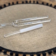 Kristall Stimmgabel C# – 285 Hz, Solfeggio Stimmung