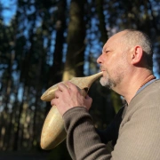 Stonewhistle Innato – Handgefertigte Flöte aus Erde, Feuer und Klang