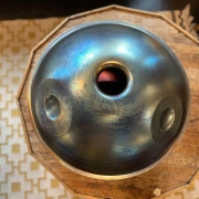 Handpan ShaktiPan | D Kurd | 12 Klangfelder – lebendig & warm