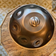 Handpan MAG | G Minor | 13 Klangfelder – tragend & ausgewogen