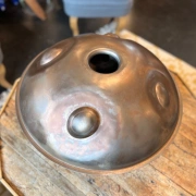 Handpan Noblet | E Amara | 16 Klangfelder – tragend & ausgewogen