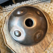 Handpan Noblet | E Amara | 16 Klangfelder – tragend & ausgewogen