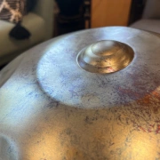 Handpan ShaktiPan | F Pygmy | 15 Klangfelder – Tiefe, Kraft & Ruhe