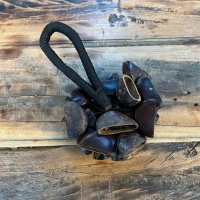 Juju Seed Shaker – Handrassel aus Naturmaterial