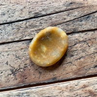 Sorgenstein • Daumenstein | Gelbe Jade