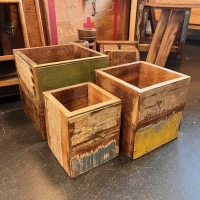 Würfel-Set aus Recyclingholz – handgefertigtes Unikat