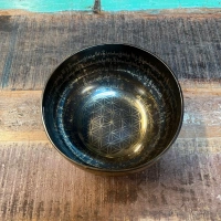 Tibetische Klangschale mit Blume des Lebens | ø 19.5 cm | Ton ~ G 432 Hz