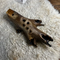 Okarina aus Aststück | E4 in 432 Hz | Pentatonische Stimmung | ca. 28 cm