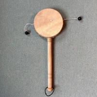 Klong Klong – Traditionelle asiatische Schnur-Trommel