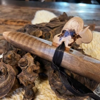 Gebetsflöte in G - 440Hz | Curly Walnuss  | Meisterstück von Miguel Medina