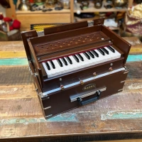 Reise Harmonium von "Radha" mit 2½  Oktaven | Zedernholz | 440 & 432 Hz