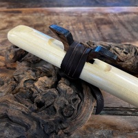 First Hawk Flöte in A-Moll | Pappel oder Spanische Zeder | 45 cm