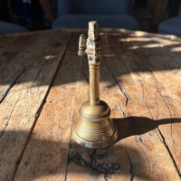 Handglocke Garuda aus Indien - Klarer Ritualklang