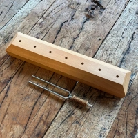 Stimmgabelhalter | eckig | Buche